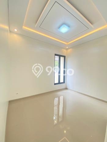 SIAP HUNI! Rumah Strategis di , LT 140m2m² Bangunan 75m2m² SIAP HUNI! Rumah Strategis di , LT 140m2m² Bangunan 75m2m²