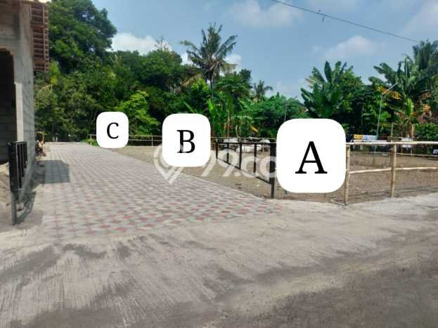 Kavling Tanah di Mlati Dijual Luas 106m2 Legalitas - Kavling Tanah di Mlati Dijual Luas 106m2 Legalitas -
