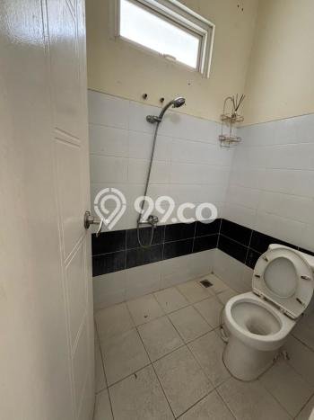Lokasi strategis! Rumah siap huni disewakan di Ngaglik LB 140m2 Lokasi strategis! Rumah siap huni disewakan di Ngaglik LB 140m2