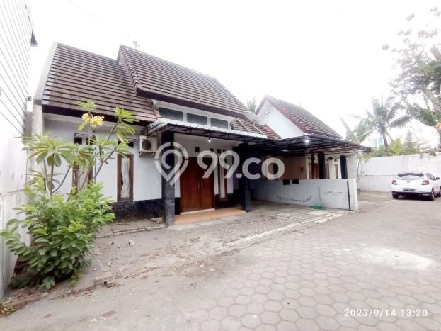 Rumah Modern Cantik 3 KT Bisa Langsung Pindah di Ngaglik Rumah Modern Cantik 3 KT Bisa Langsung Pindah di Ngaglik