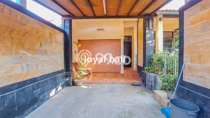 Rumah Elit Modern Tanpa Renovasi di Benoa Badung Rumah Elit Modern Tanpa Renovasi di Benoa Badung