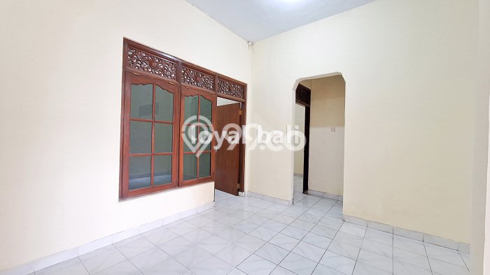Jual Rumah Strategis Bagus Punya 6 KT di Kuta Badung SHM Jual Rumah Strategis Bagus Punya 6 KT di Kuta Badung SHM