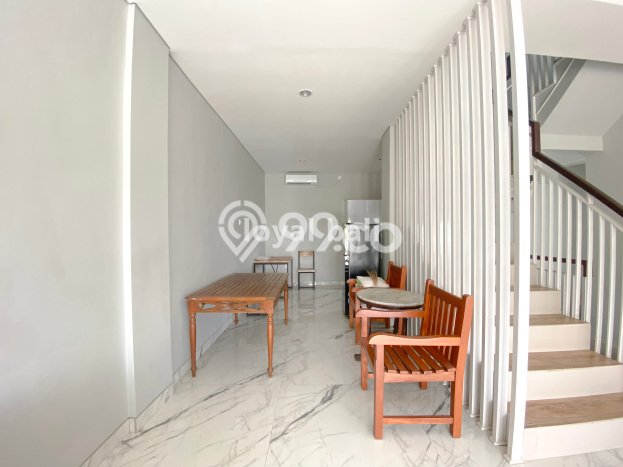 Ready to Use! Premium House LT 105m2 Desain Elegan di Benoa Ready to Use! Premium House LT 105m2 Desain Elegan di Benoa