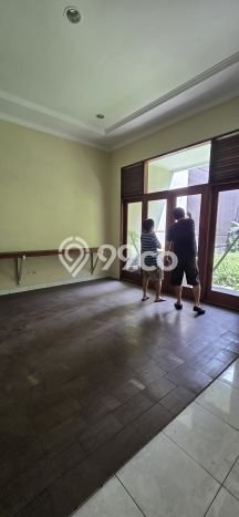 Rumah LT 315m2m² Lokasi Premium di Kawasan Elite Cipaku, Bandung Rumah LT 315m2m² Lokasi Premium di Kawasan Elite Cipaku, Bandung