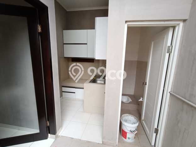 Rumah di Geger Kalong, 5 KT, Lingkungan Strategis, LT 156m² LB 200m² Rumah di Geger Kalong, 5 KT, Lingkungan Strategis, LT 156m² LB 200m²