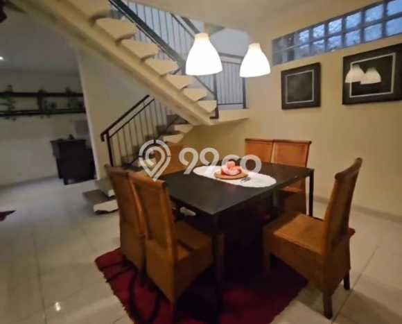 HUNIAN BERKELAS! Rumah Exclusive Bandung Kota, Bandung, Luas Tanah 180m2m² LB 220m2m² HUNIAN BERKELAS! Rumah Exclusive Bandung Kota, Bandung, Luas Tanah 180m2m² LB 220m2m²