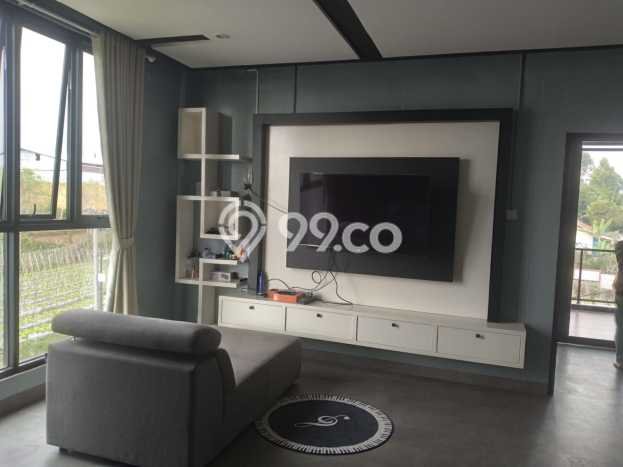 Vila di Lembang, Area 140m², Lokasi Strategis Vila di Lembang, Area 140m², Lokasi Strategis