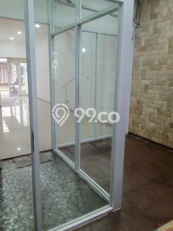 Rumah Minimalis 4 KT di Setra Duta Bandung Semi Furnished Rumah Minimalis 4 KT di Setra Duta Bandung Semi Furnished