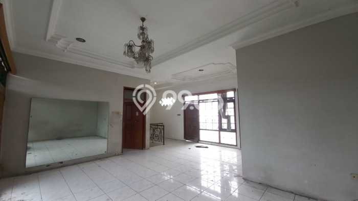 INVESTASI CERDAS! Rumah Premium , Bandung, Luas Tanah 135m2m² Luas Bangunan 235m2m² INVESTASI CERDAS! Rumah Premium , Bandung, Luas Tanah 135m2m² Luas Bangunan 235m2m²