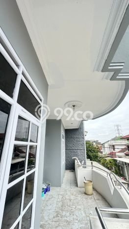 INVESTASI CERDAS! Rumah Premium , Bandung, Luas Tanah 135m2m² Luas Bangunan 235m2m² INVESTASI CERDAS! Rumah Premium , Bandung, Luas Tanah 135m2m² Luas Bangunan 235m2m²