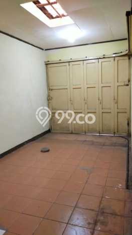 Rumah Elit Modern Tanpa Renovasi di Bandung Kota Bandung Rumah Elit Modern Tanpa Renovasi di Bandung Kota Bandung
