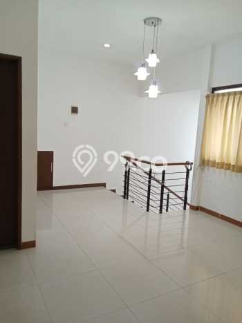 Disewakan! Rumah 5 Kamar Tidur &
4 Kamar Mandi di Bandung Kota, Bandung Disewakan! Rumah 5 Kamar Tidur &
4 Kamar Mandi di Bandung Kota, Bandung