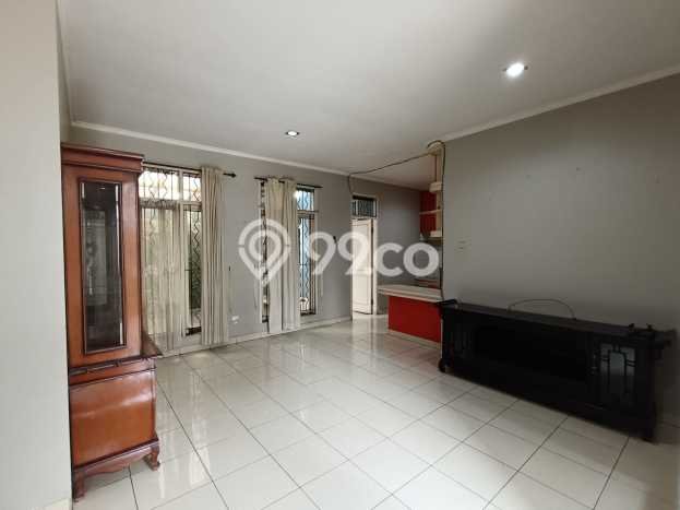 Rumah area Geger Kalong, Lingkungan Strategis, 3 KT Rumah area Geger Kalong, Lingkungan Strategis, 3 KT