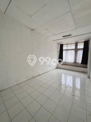 Rumah area Buah Batu, 4 KT, Akses Universitas, LT 144m2m² Bangunan 150m2m² Rumah area Buah Batu, 4 KT, Akses Universitas, LT 144m2m² Bangunan 150m2m²