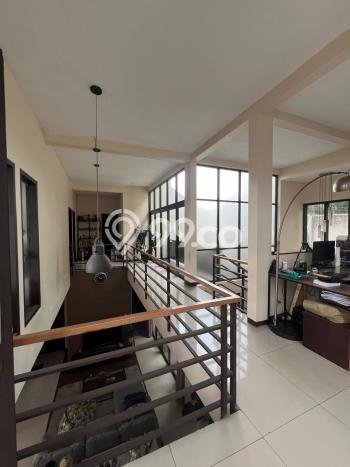 Rumah Eksklusif Siap Huni LT 286m2 di Arcamanik, Bandung Rumah Eksklusif Siap Huni LT 286m2 di Arcamanik, Bandung