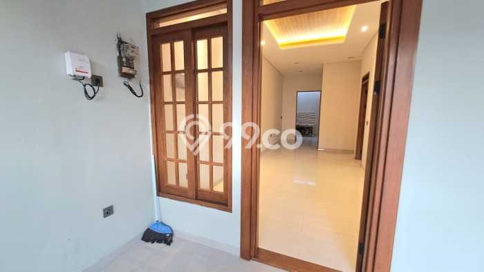 Disewakan! Rumah 2 Kamar Tidur &
2 Kamar Mandi di Taman Holis Indah, Bandung Disewakan! Rumah 2 Kamar Tidur &
2 Kamar Mandi di Taman Holis Indah, Bandung