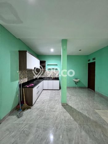 PENAWARAN TERBATAS! Rumah Premium area , Luas 140m2m² LB 120m2m² PENAWARAN TERBATAS! Rumah Premium area , Luas 140m2m² LB 120m2m²