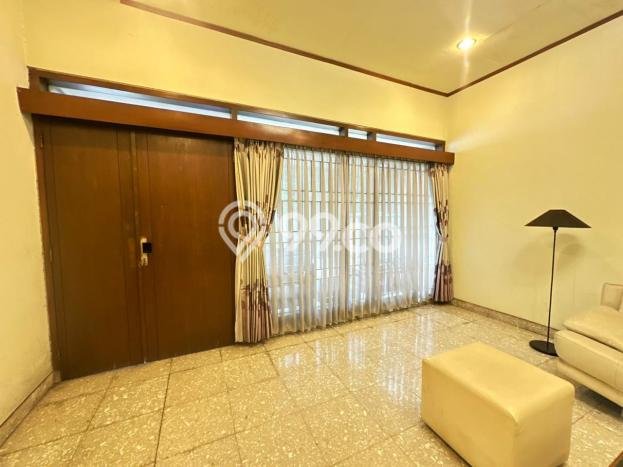 Ready to Use! Luxury House LT 555m2 Desain Elegan di Riau Ready to Use! Luxury House LT 555m2 Desain Elegan di Riau