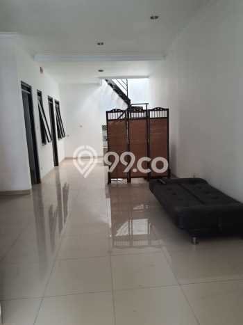 Lokasi terbaik! Rumah siap pakai dikontrakkan di Batununggal LB 120m2 Lokasi terbaik! Rumah siap pakai dikontrakkan di Batununggal LB 120m2