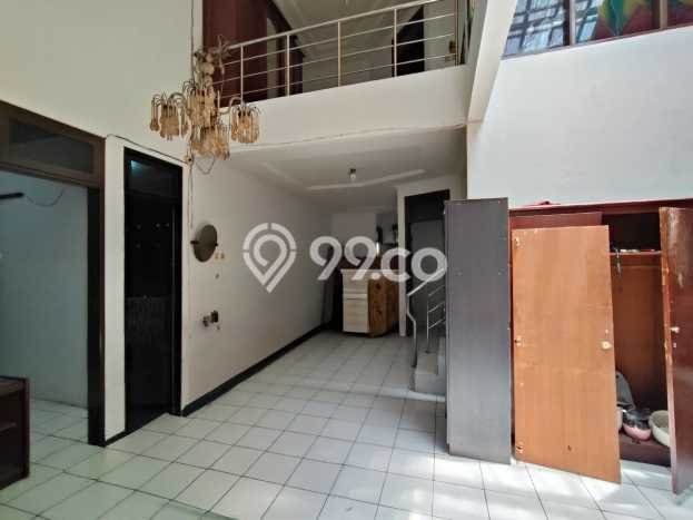 For Sale Hunian Rumah Terawat 5 Kamar di Bandung Kota, Bandung For Sale Hunian Rumah Terawat 5 Kamar di Bandung Kota, Bandung