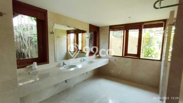 PELUANG INVESTASI! Vila di Ubud, Luas 4200m2m², Prospek Bagus PELUANG INVESTASI! Vila di Ubud, Luas 4200m2m², Prospek Bagus
