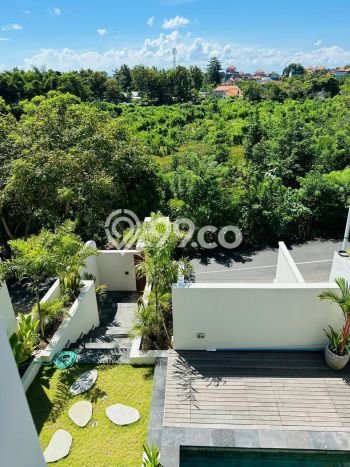 Vila di , Area 175m2m², Area Strategis Vila di , Area 175m2m², Area Strategis