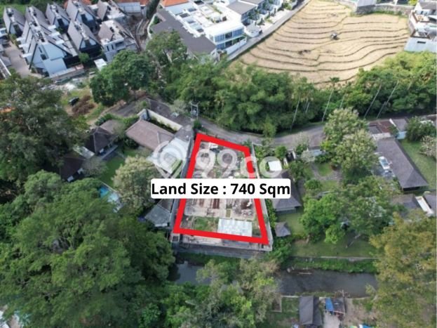 Lahan Dijual Lokasi Strategis di Badung dengan Luas 740m2 Lahan Dijual Lokasi Strategis di Badung dengan Luas 740m2