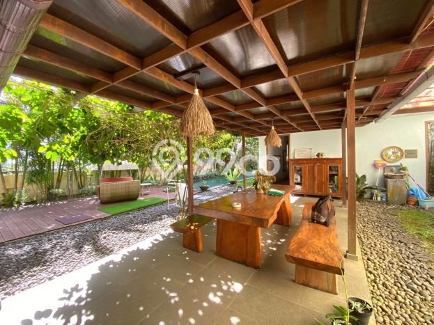 Tempat Ideal! Vila di , Ukuran 675m2m², Kondisi Terbaik Tempat Ideal! Vila di , Ukuran 675m2m², Kondisi Terbaik