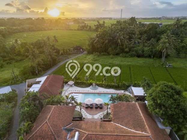 Vila Kawasan , Luas 1500m2m², Lingkungan Tenang untuk hunian Vila Kawasan , Luas 1500m2m², Lingkungan Tenang untuk hunian
