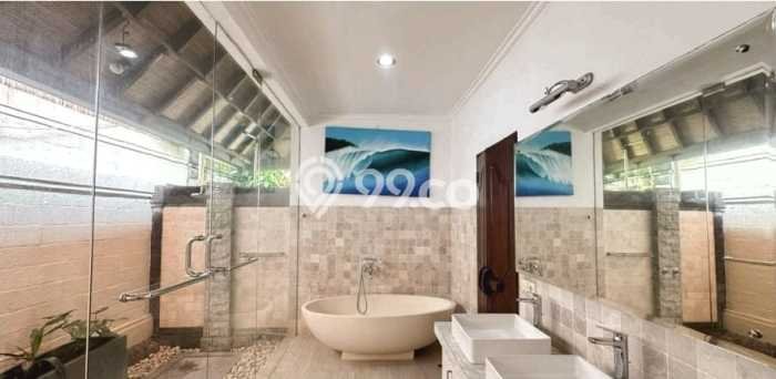 Properti Strategis! Vila di , Dimensi 575m2m², ROI Tinggi untuk investasi Properti Strategis! Vila di , Dimensi 575m2m², ROI Tinggi untuk investasi