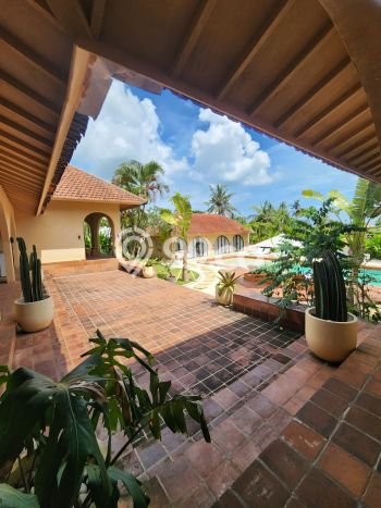 Vila Kawasan , Luas 1500m2m², Lingkungan Tenang untuk hunian Vila Kawasan , Luas 1500m2m², Lingkungan Tenang untuk hunian