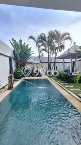 Vila Kawasan , Luas 300m2m², Lokasi Strategis Vila Kawasan , Luas 300m2m², Lokasi Strategis