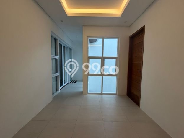 FOR SALE! Vila Kawasan , Luas 133m2m², Posisi Strategis FOR SALE! Vila Kawasan , Luas 133m2m², Posisi Strategis