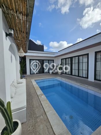 Lokasi Strategis! Vila Kawasan , Ukuran 200m2m², Kualitas Terbaik Lokasi Strategis! Vila Kawasan , Ukuran 200m2m², Kualitas Terbaik