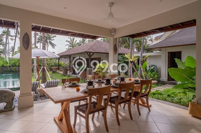 Vila di , Luas 1488m2m², Lokasi Strategis Vila di , Luas 1488m2m², Lokasi Strategis