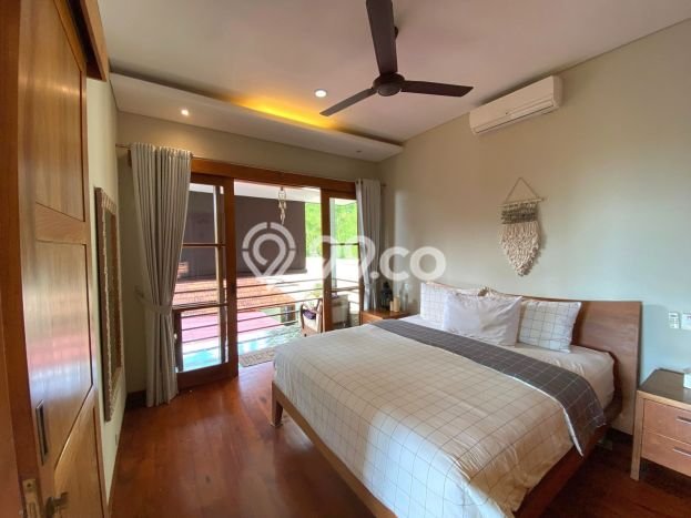 Tempat Ideal! Vila di , Ukuran 675m2m², Kondisi Terbaik Tempat Ideal! Vila di , Ukuran 675m2m², Kondisi Terbaik