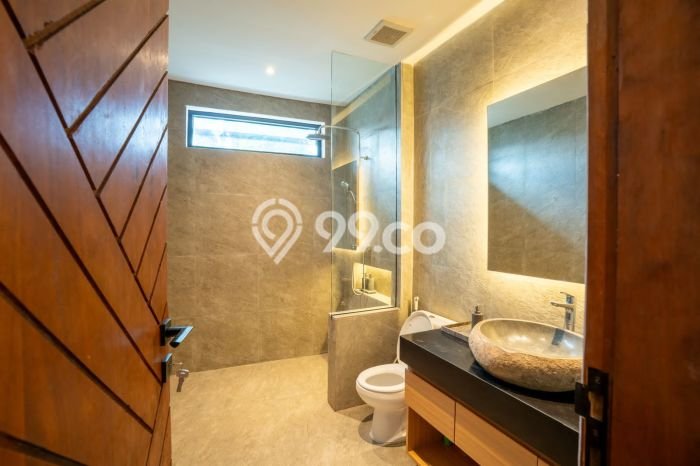 Dijual Cepat! Vila di Ubud, Ukuran 300m2m², Area Berkembang dengan nilai naik Dijual Cepat! Vila di Ubud, Ukuran 300m2m², Area Berkembang dengan nilai naik