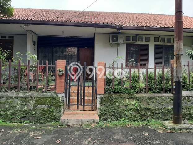 Rumah Mewah Dijual LT 383m2 di Ciputat, Tangerang Selatan Rumah Mewah Dijual LT 383m2 di Ciputat, Tangerang Selatan