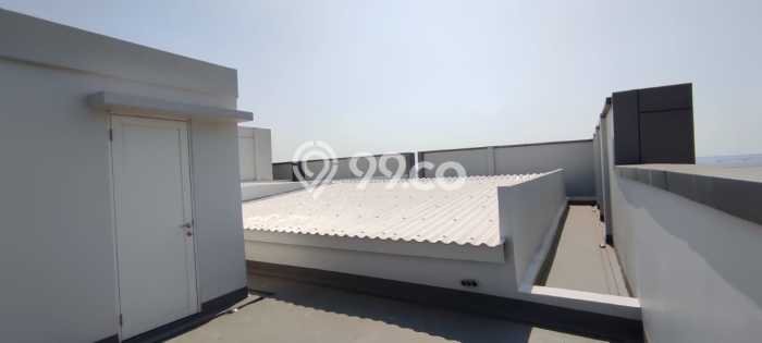 Unit Ruko Dijual di Jakarta Utara LT 144m2 & LB 432m2 Unit Ruko Dijual di Jakarta Utara LT 144m2 & LB 432m2