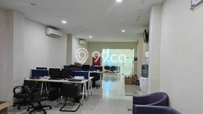 Ruko Disewakan Kawasan Muara Karang, Luas 500m², Area Bisnis, Jalan Utama Ruko Disewakan Kawasan Muara Karang, Luas 500m², Area Bisnis, Jalan Utama