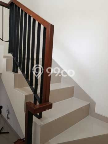 Jual Rumah Eksklusif 4 KT di Suvarna Sutera, Tangerang Jual Rumah Eksklusif 4 KT di Suvarna Sutera, Tangerang