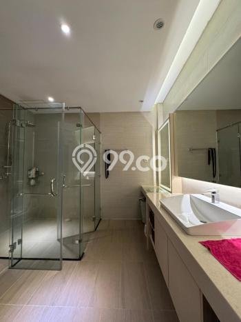Rumah Elit Modern Tanpa Renovasi di Pantai Indah Kapuk Jakarta Utara Rumah Elit Modern Tanpa Renovasi di Pantai Indah Kapuk Jakarta Utara