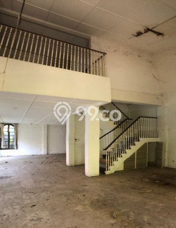 For Sale! Premium House LT 1000m2 Desain Elegan di Kemang For Sale! Premium House LT 1000m2 Desain Elegan di Kemang