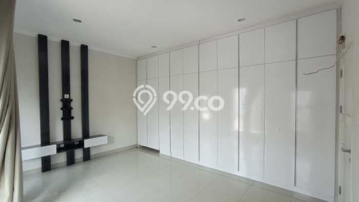 Dijual Cepat Rumah 3 KT 3 KM di Gading Serpong Samara Village, Tangerang Dijual Cepat Rumah 3 KT 3 KM di Gading Serpong Samara Village, Tangerang
