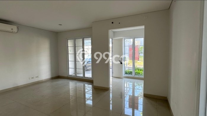 Hunian Elit LB 233m2 Siap Huni Desain Elegan di Gading Serpong, Tangerang Hunian Elit LB 233m2 Siap Huni Desain Elegan di Gading Serpong, Tangerang