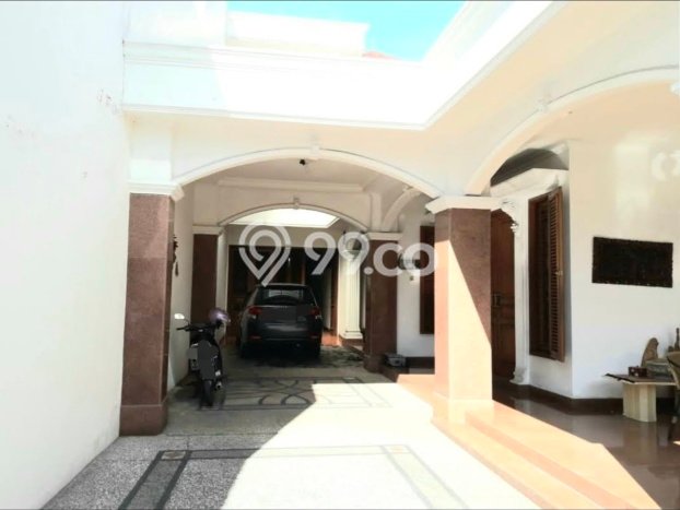 Hunian Elit LB 400m2 Siap Pakai Desain Elegan di Surabaya Kota, Surabaya Hunian Elit LB 400m2 Siap Pakai Desain Elegan di Surabaya Kota, Surabaya