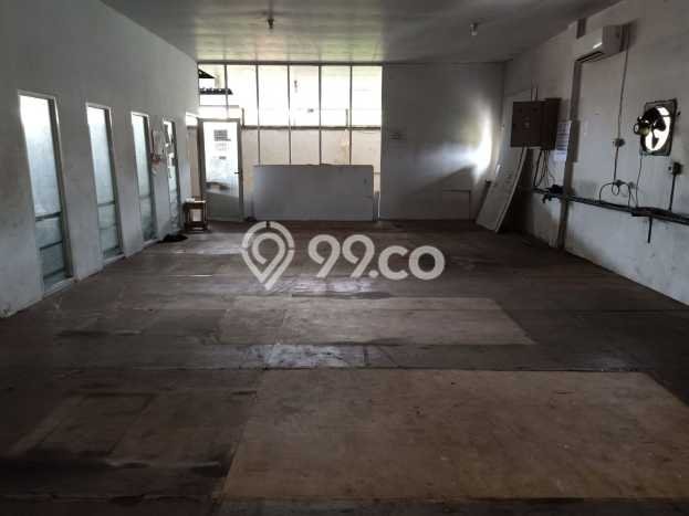 Gudang Premium di Cipondoh, Luas 550m2m², Kawasan Bisnis, Tingkat Keramaian Tinggi Gudang Premium di Cipondoh, Luas 550m2m², Kawasan Bisnis, Tingkat Keramaian Tinggi