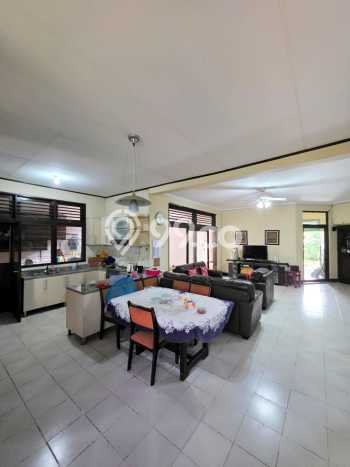 For Sale! Luxury House LT 317m2 Desain Modern di Pondok Indah For Sale! Luxury House LT 317m2 Desain Modern di Pondok Indah