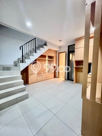 Disewakan! Rumah 3 Kamar Tidur &
2 Kamar Mandi di Fatmawati, Jakarta Selatan Disewakan! Rumah 3 Kamar Tidur &
2 Kamar Mandi di Fatmawati, Jakarta Selatan