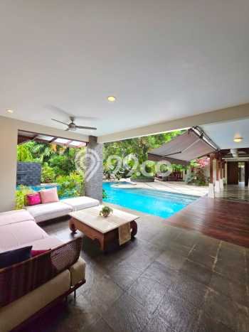 For Sale Rumah Elit Exclusive di Cilandak, Jakarta Selatan For Sale Rumah Elit Exclusive di Cilandak, Jakarta Selatan